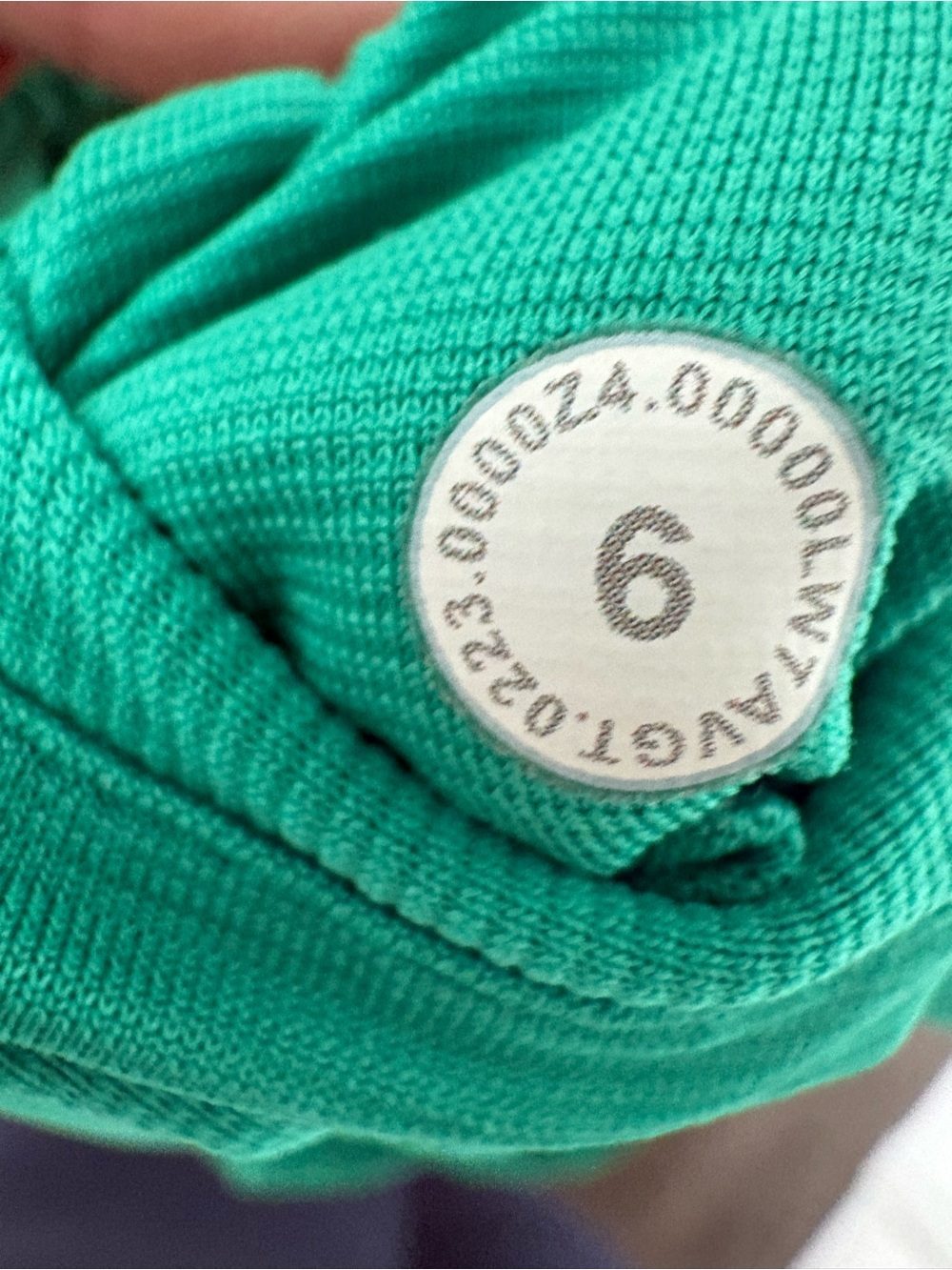 Lululemon Green Activewear Set - Sports Bra & Shorts - Picture 3 of 5
